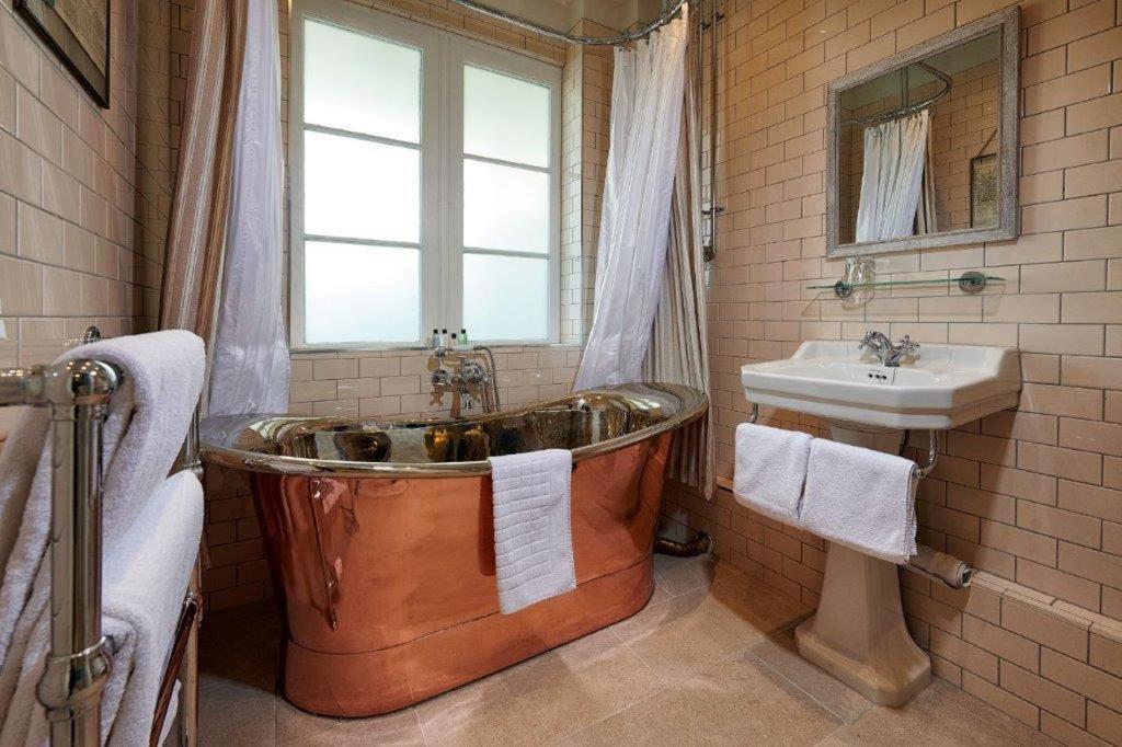 Hotel The Boathouse à Bath Extérieur photo